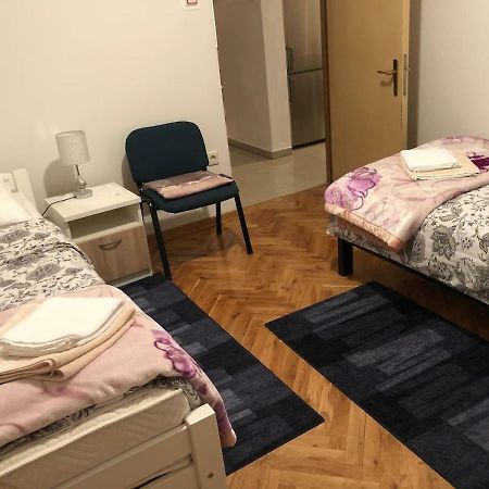 Apartment Dada Bjelovar Exteriör bild